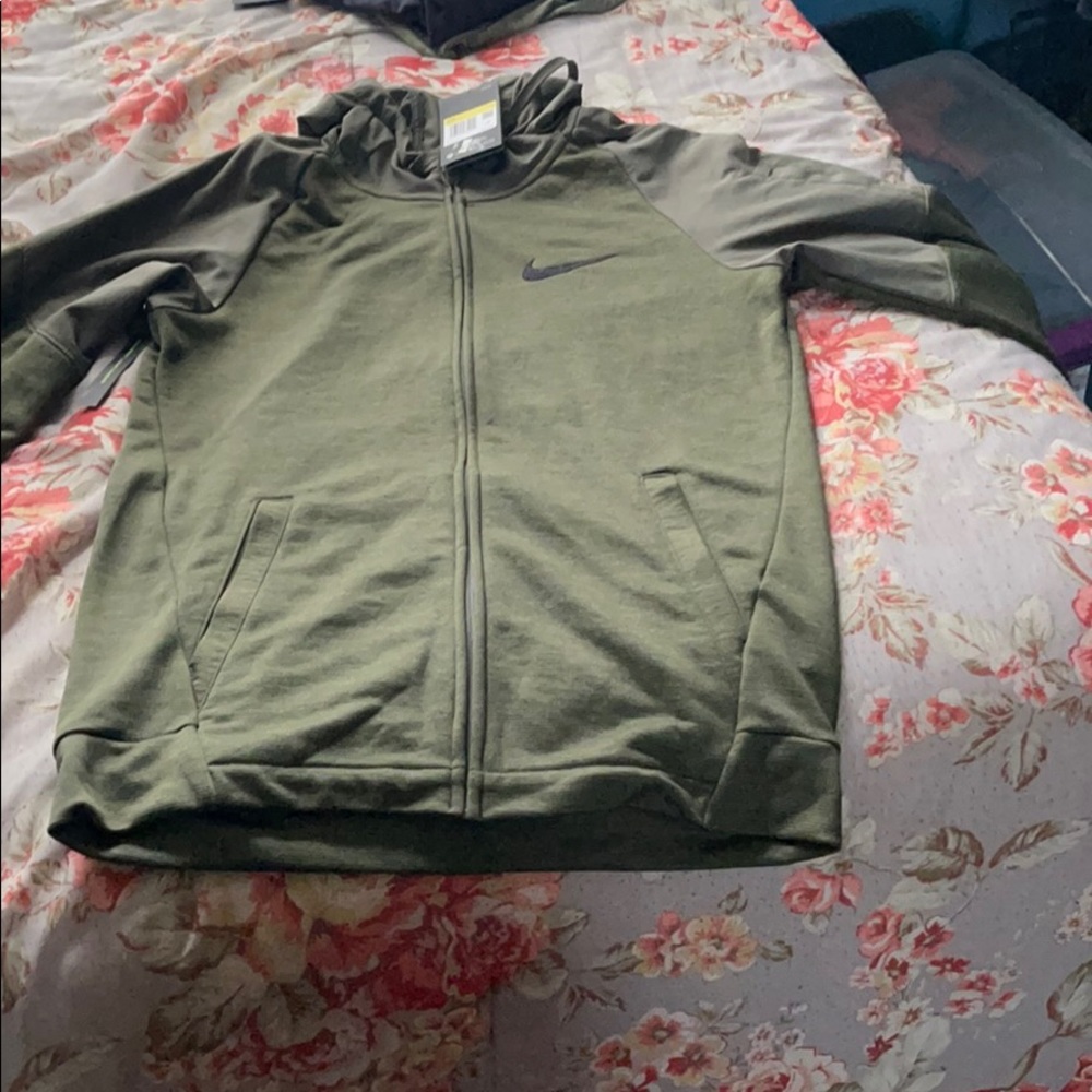 Nike sweater